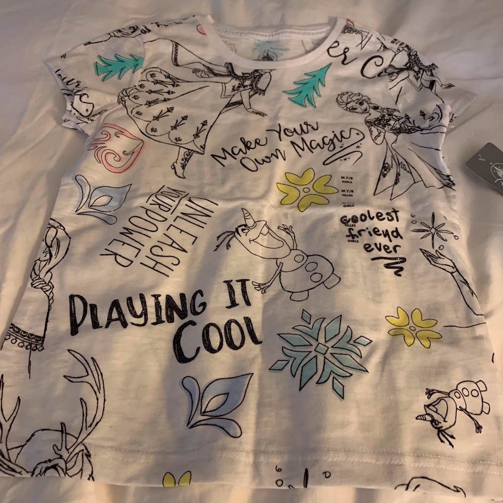 NWT Disney Frozen T-shirt